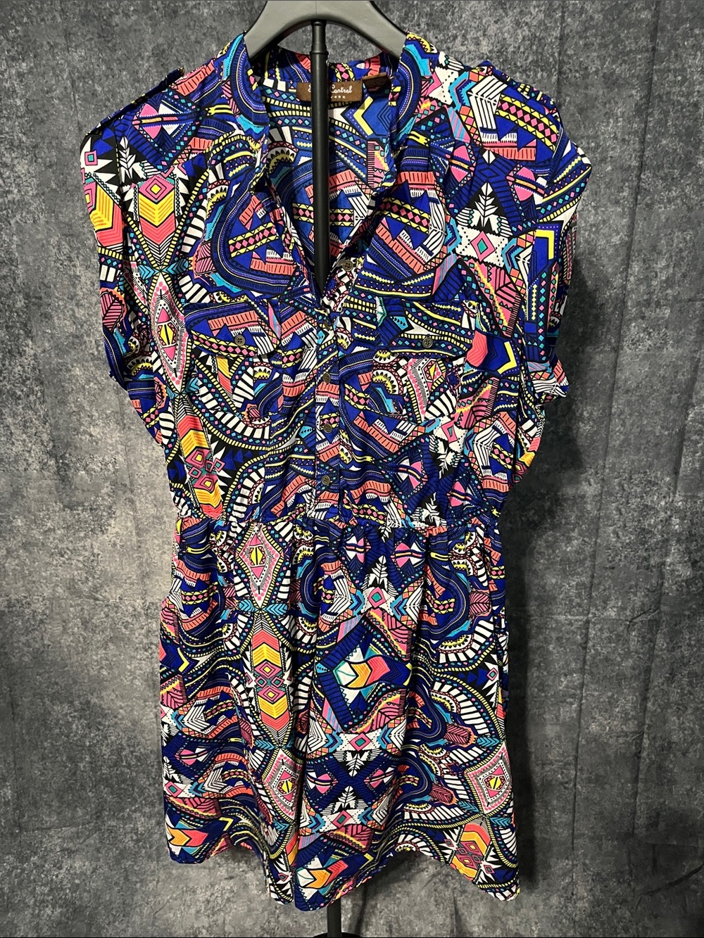 Speed Control Multicolored Geometric Print Tunic — Blue & Pink Accents